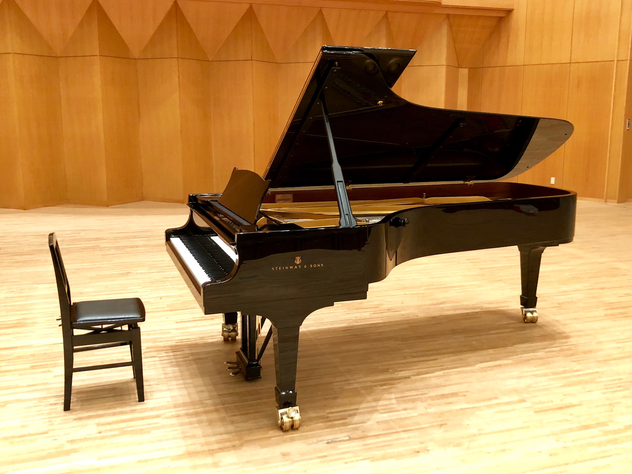 スタインウェイピアノ