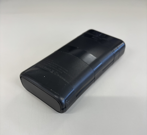 膨張したモバイルバッテリー