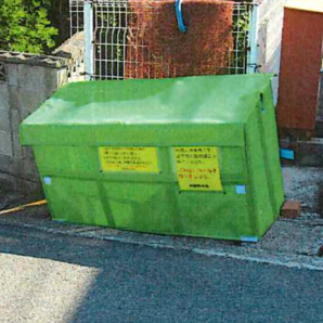 展開している集積箱